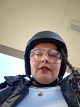 Snapshot of bellapaty chatting on February 25, 2026, 9:19 am bellapaty online show from February 25, 2026, 9:19 am