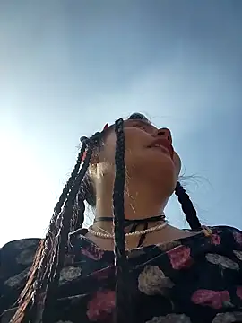 Snapshot of bellapaty chatting on March 5, 2026, 9:49 am bellapaty online show from March 5, 2026, 9:49 am