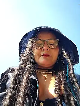 Snapshot of bellapaty chatting on March 21, 2026, 8:41 am bellapaty online show from March 21, 2026, 8:41 am