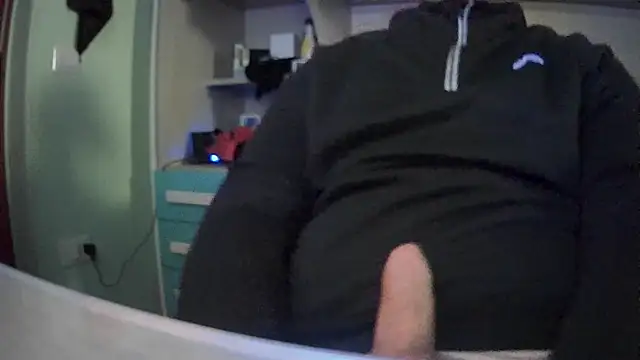 michele1500 online show from December 4, 2025, 6:05 pm