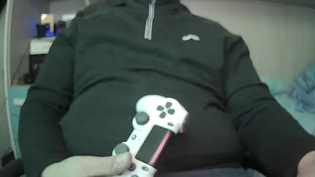 michele1500 online show from December 19, 2025, 5:20 pm