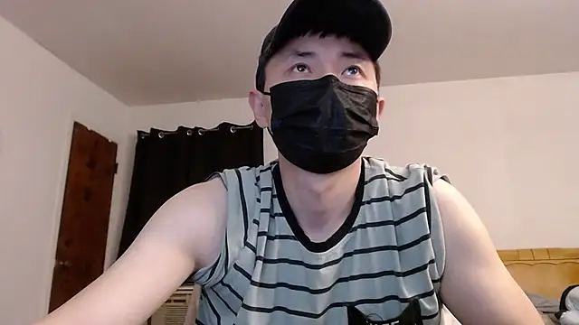 twbobo00715 online show from January 10, 2026, 11:09 pm