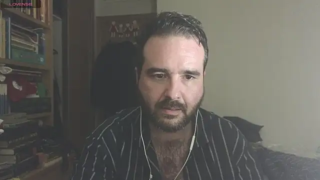 curiosillo83 online show from March 22, 2025, 2:59 am