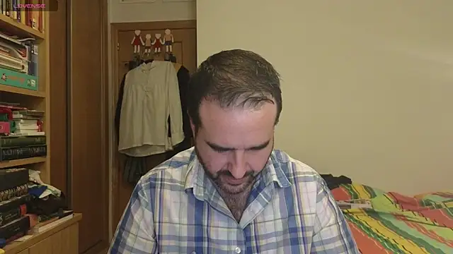 curiosillo83 online show from September 30, 2025, 2:22 pm