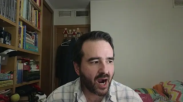 curiosillo83 online show from July 1, 2026, 8:08 pm