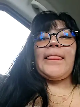 Sakura 0505 online show from November 30, 2025, 6:45 pm