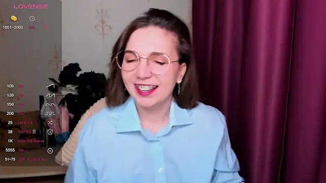 KindHazelHere  online show from February 28, 2025, 5:15 pm