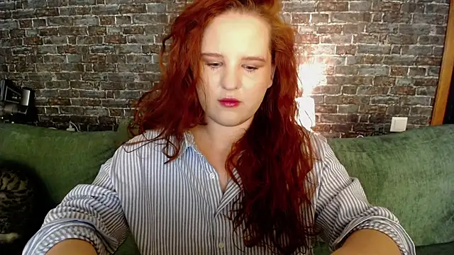 FlowerOfFreedom  online show from December 15, 2025, 6:06 am