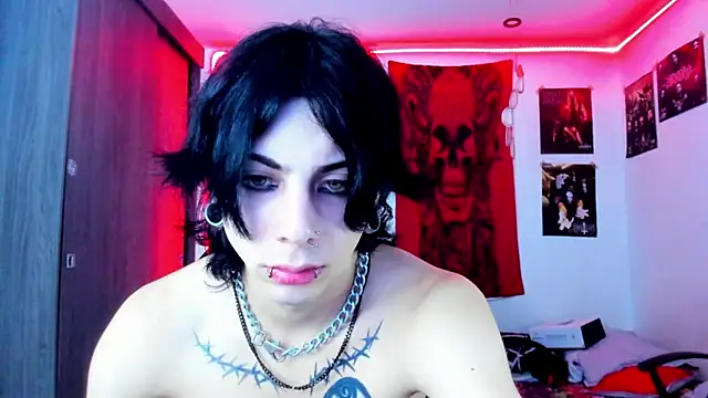 Snapshot of dussk_ chatting on February 12, 2025, 6:19 am dussk online show from February 12, 2025, 6:19 am