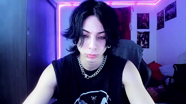 Snapshot of dussk_ chatting on February 27, 2025, 5:34 am dussk online show from February 27, 2025, 5:34 am