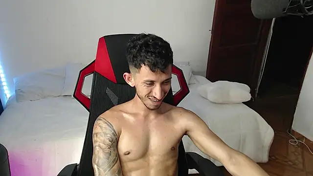 stevenSEX123 online show from January 1, 2025, 4:50 am