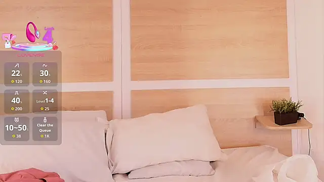  nickypurple  online show from November 14, 2025, 7:12 pm