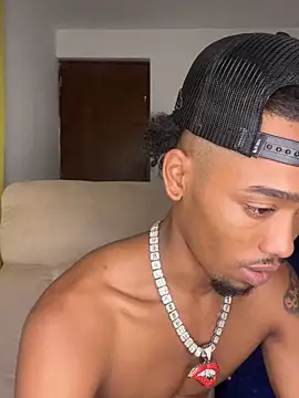 matatanlove online show from November 13, 2025, 5:50 am