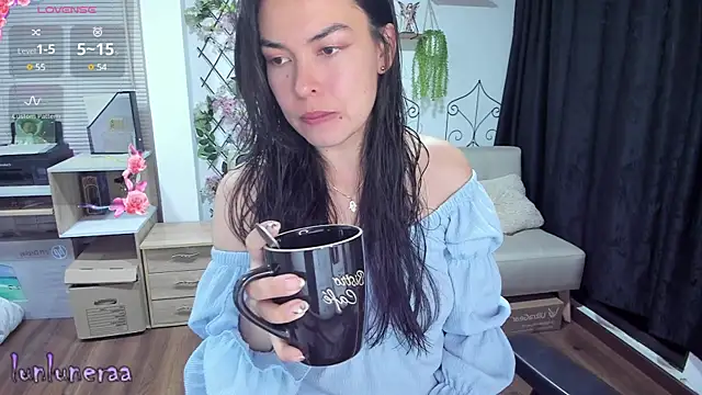 Lunlunera online show from February 24, 2025, 2:51 am