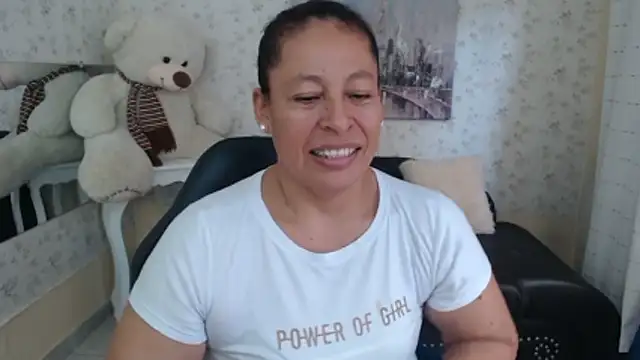 Snapshot of mature_martina chatting on May 6, 2026, 7:41 pm mature martina online show from May 6, 2026, 7:41 pm