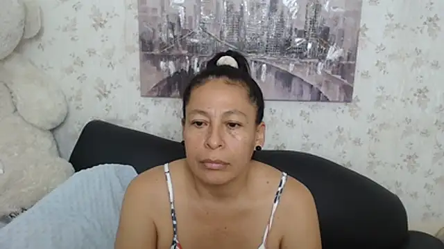 Snapshot of mature_martina chatting on May 21, 2026, 10:11 am mature martina online show from May 21, 2026, 10:11 am
