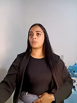 MEGAN X0XX online show from December 25, 2024, 5:48 am