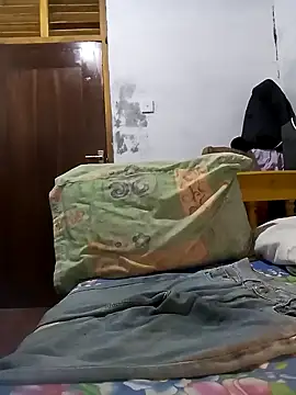 Snapshot of kaiz0217 chatting on February 25, 2025, 7:36 pm kaiz0217 online show from February 25, 2025, 7:36 pm