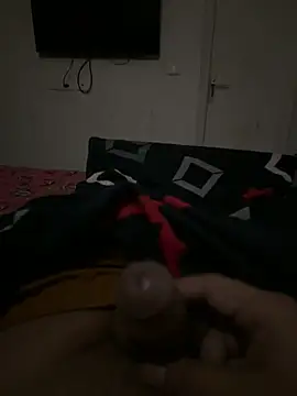 yourheroforfun online show from February 3, 2025, 10:43 pm