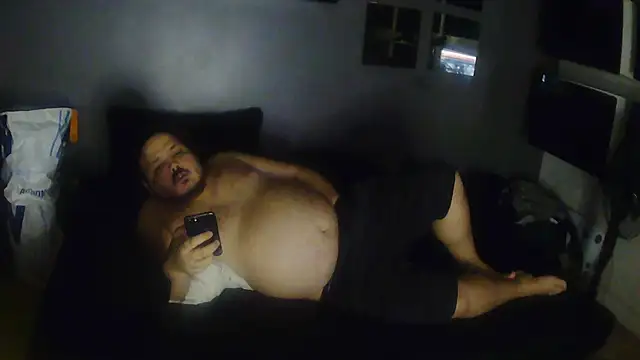 Snapshot of Bebemickey75 chatting on November 2, 2025, 12:13 am Bebemickey75 online show from November 2, 2025, 12:13 am