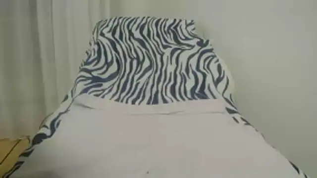 Snapshot of Web_Lady chatting on February 9, 2026, 7:40 pm Web Lady online show from February 9, 2026, 7:40 pm