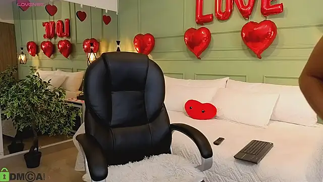 kataliina   online show from February 13, 2026, 11:50 am