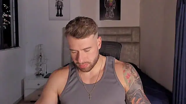 paul rogerr online show from October 28, 2025, 2:26 am