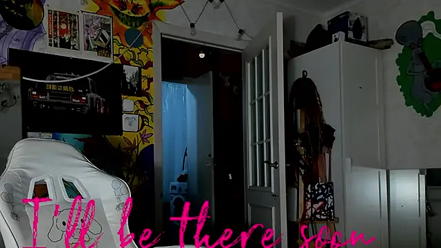 Sunny Mouse  online show from September 16, 2025, 3:46 pm