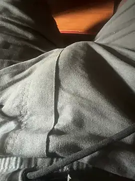 Yurt000 online show from January 28, 2025, 3:25 am