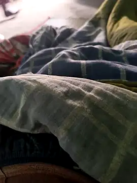 SILENT FUCKER 01 online show from March 21, 2026, 5:45 am