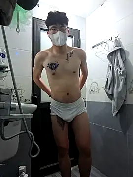 Gwencloudy online show from March 18, 2026, 3:59 pm