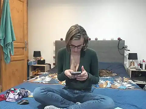 Madame Callie online show from March 30, 2026, 12:17 pm