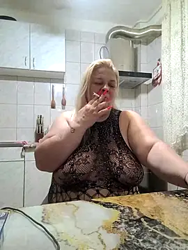 AriannaMilf online show from June 18, 2026, 8:24 pm