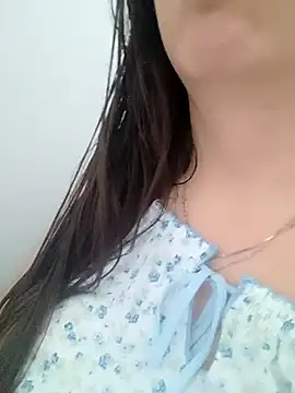 bruna safadinhaa online show from June 11, 2026, 2:37 pm