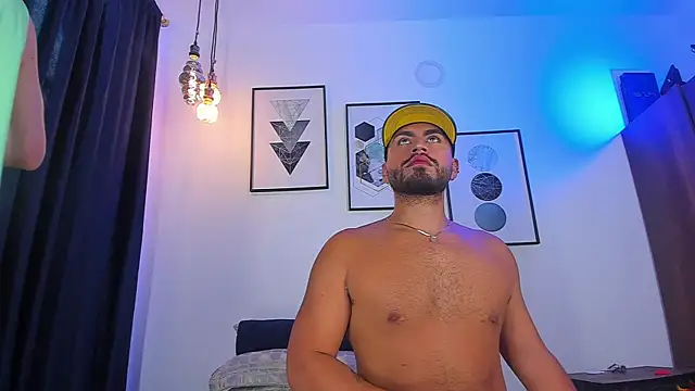 Snapshot of Juan_Castano chatting on February 5, 2025, 4:36 pm Juan Castano online show from February 5, 2025, 4:36 pm