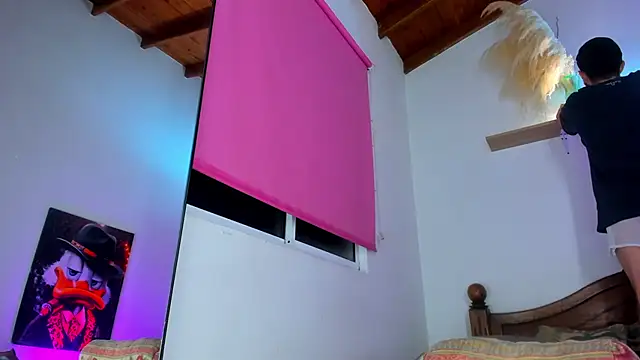 Snapshot of Juan_Castano chatting on October 16, 2025, 6:14 am Juan Castano online show from October 16, 2025, 6:14 am