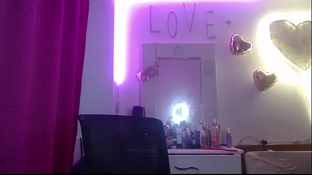 Victoria meester online show from February 24, 2025, 10:36 pm