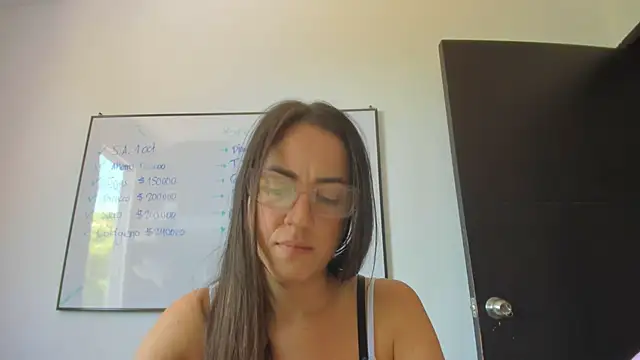 Snapshot of squirttati33 chatting on September 20, 2025, 3:46 pm squirttati33 online show from September 20, 2025, 3:46 pm