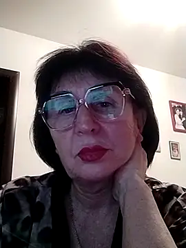 Snapshot of AlbinaXPretty chatting on December 14, 2024, 3:58 pm AlbinaXPretty online show from December 14, 2024, 3:58 pm