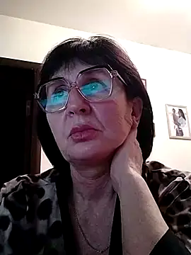 Snapshot of AlbinaXPretty chatting on December 22, 2024, 7:31 pm AlbinaXPretty online show from December 22, 2024, 7:31 pm