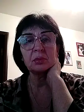 Snapshot of AlbinaXPretty chatting on December 23, 2024, 8:03 pm AlbinaXPretty online show from December 23, 2024, 8:03 pm