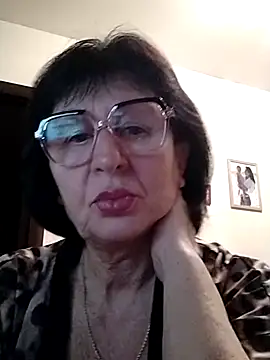 Snapshot of AlbinaXPretty chatting on December 27, 2024, 4:47 am AlbinaXPretty online show from December 27, 2024, 4:47 am