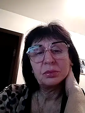 Snapshot of AlbinaXPretty chatting on January 25, 2025, 7:07 pm AlbinaXPretty online show from January 25, 2025, 7:07 pm