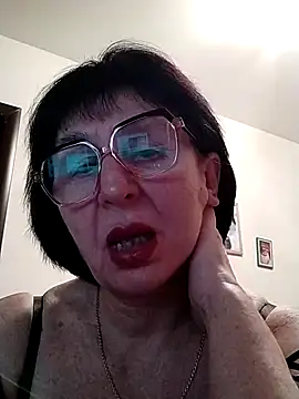 Snapshot of AlbinaXPretty chatting on February 20, 2025, 7:30 pm AlbinaXPretty online show from February 20, 2025, 7:30 pm