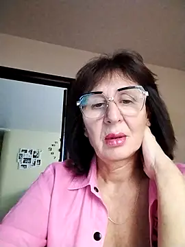 Snapshot of AlbinaXPretty chatting on September 18, 2025, 8:05 am AlbinaXPretty online show from September 18, 2025, 8:05 am