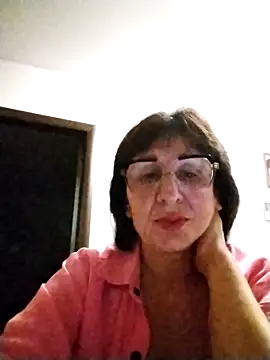 Snapshot of AlbinaXPretty chatting on October 17, 2025, 6:54 pm AlbinaXPretty online show from October 17, 2025, 6:54 pm