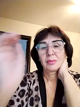 Snapshot of AlbinaXPretty chatting on October 20, 2025, 6:14 am AlbinaXPretty online show from October 20, 2025, 6:14 am