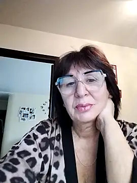 Snapshot of AlbinaXPretty chatting on October 26, 2025, 7:36 am AlbinaXPretty online show from October 26, 2025, 7:36 am