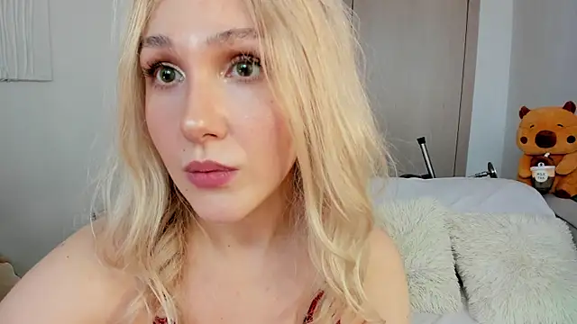 Snapshot of CarolMay chatting on July 20, 2026, 10:39 am CarolMay online show from July 20, 2026, 10:39 am