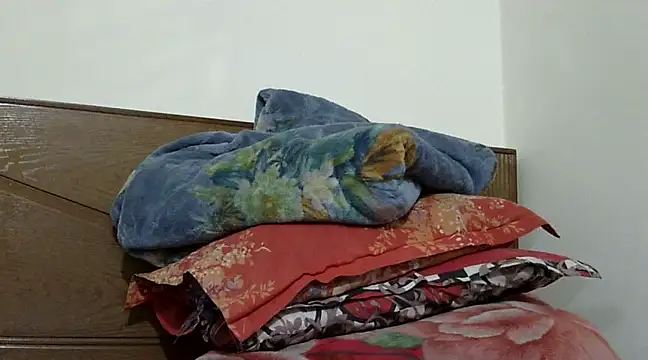 Snapshot of shekira99 chatting on March 9, 2025, 2:21 pm shekira99 online show from March 9, 2025, 2:21 pm